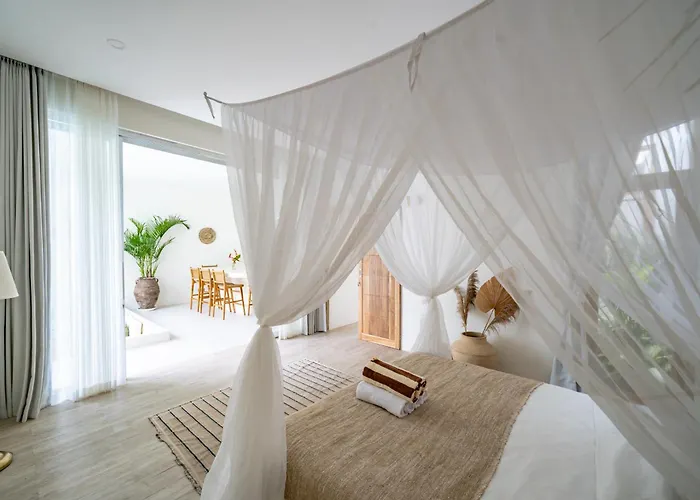 Marysol Uluwatu